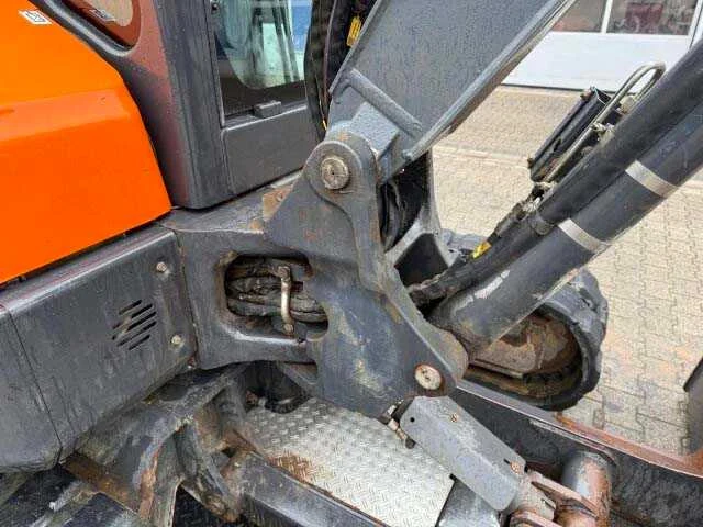 2019 - bobcat - e55 - tracked excavator - afbeelding 18 van  30