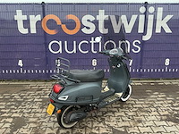 2019 - btc - bromscooter - scooter - afbeelding 4 van  8