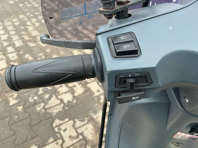 2019 - btc - bromscooter - scooter - afbeelding 8 van  8