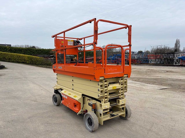 2019 - jlg - 3246 es - schaarhoogwerker 11.68m - 286uur - afbeelding 7 van  10