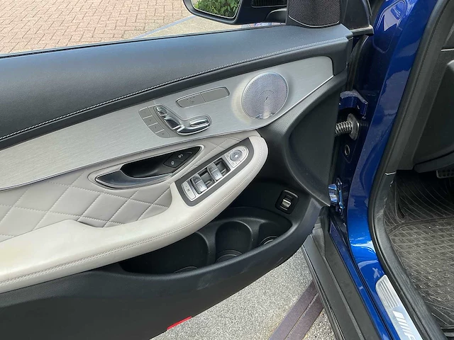 2019 - mercedes-benz - amg glc 63s - 4matic+ off-roader - car - afbeelding 5 van  41