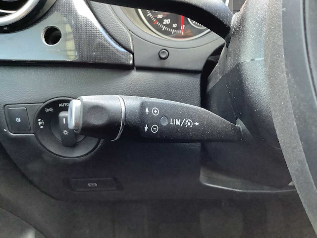 2019 - mercedes-benz - b-klasse - 220 d ambition - personenauto - afbeelding 11 van  14