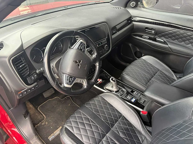 2019 - mitsubishi - outlander - 2.4 phev instyle xr-692-h iaw - afbeelding 8 van  9