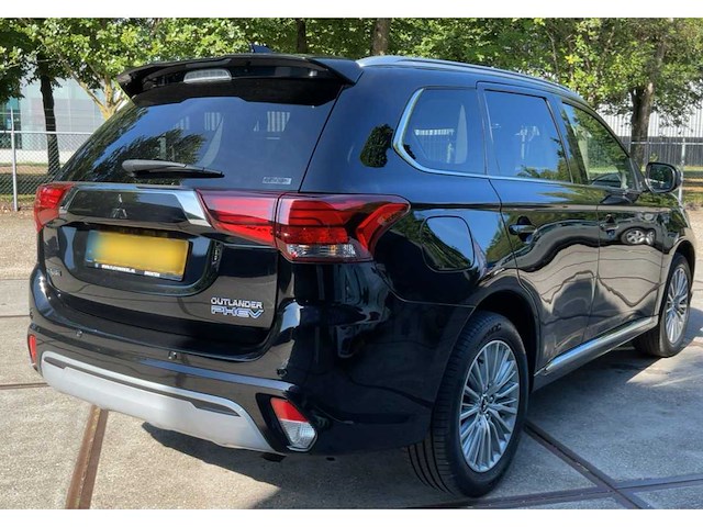 2019 - mitsubishi - outlander - 2.4 phev intense xl316f iaw - afbeelding 1 van  1