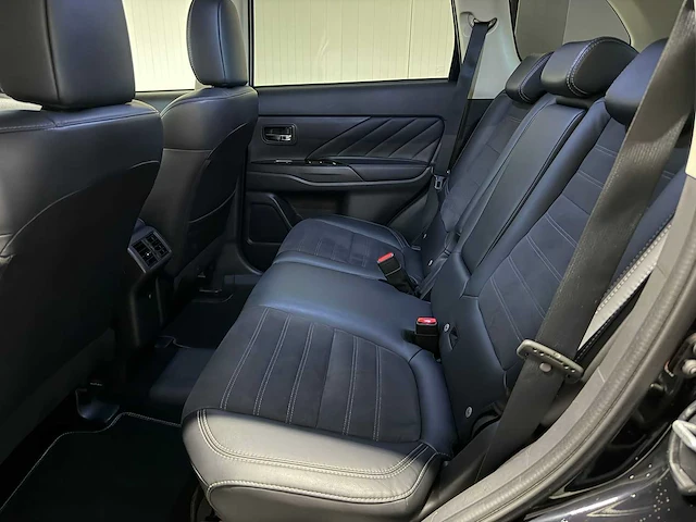 2019 - mitsubishi - outlander - 2.4 phev intense - afbeelding 5 van  23
