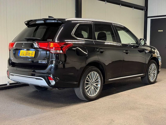 2019 - mitsubishi - outlander - 2.4 phev intense - afbeelding 13 van  23