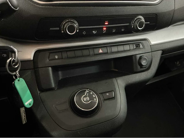 2019 - peugeot / expert traveller - btw auto 9 persoons 2.0 automaat - afbeelding 2 van  19
