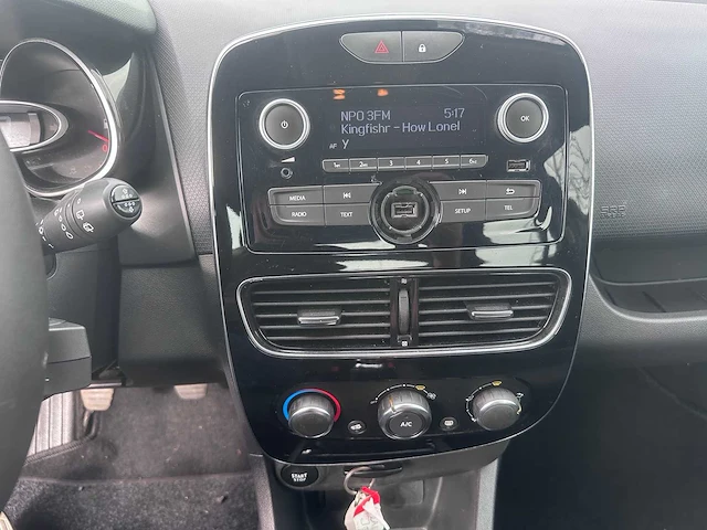 2019 - renault - clio - 0.9 tce life - j-533-xb - afbeelding 4 van  17