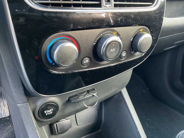 2019 - renault - clio estate - 0.9 tce limited - personenauto - afbeelding 4 van  16