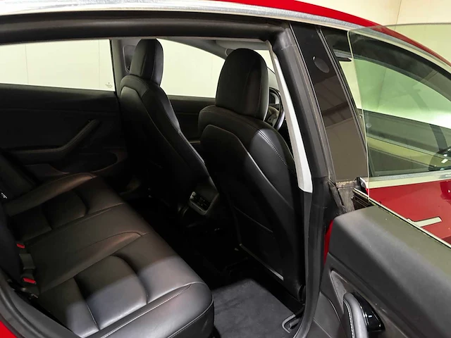 2019 - tesla - model 3 - long range awd 75kwh - car - afbeelding 13 van  31