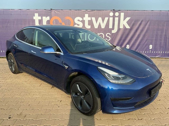 2019 - tesla - model 3 - stnd.rwd plus 60 kwh - personenauto - afbeelding 2 van  8