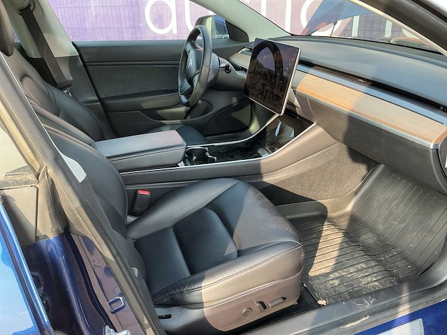 2019 - tesla - model 3 - stnd.rwd plus 60 kwh - personenauto - afbeelding 5 van  8