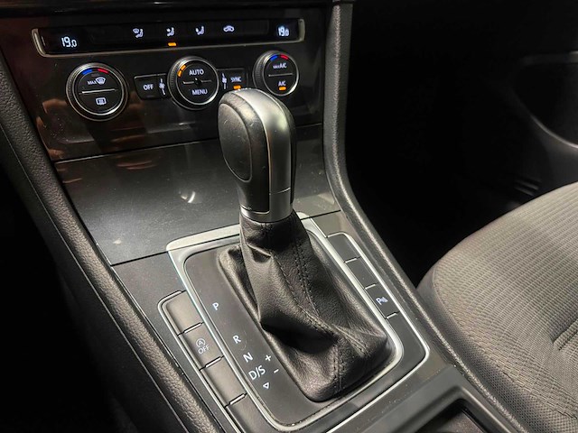2019 - volkswagen - golf - 1.0 tsi comfortline zg-804-l iaw - afbeelding 8 van  19