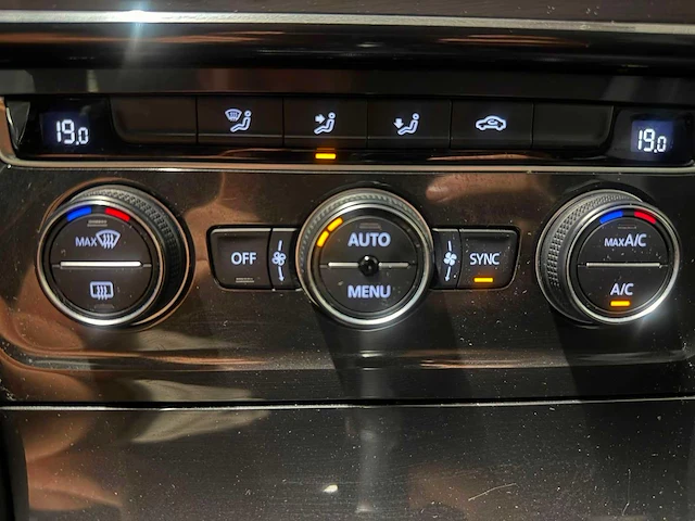 2019 - volkswagen - golf - 1.0 tsi comfortline zg-804-l iaw - afbeelding 16 van  19