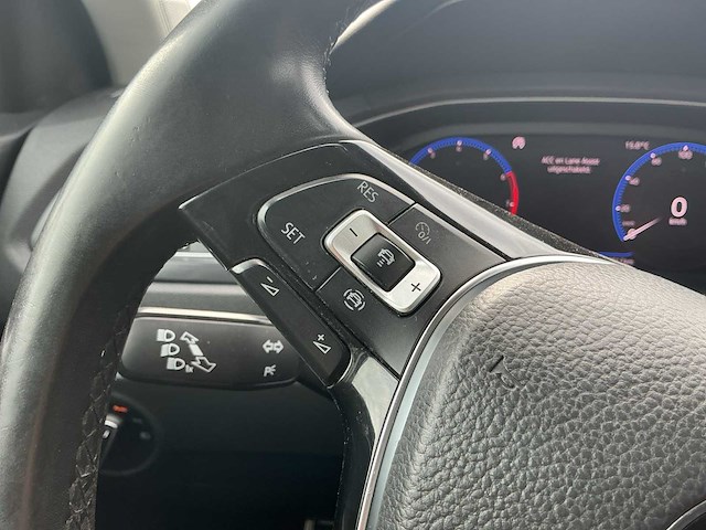2019 - volkswagen - t-roc - 1.5 tsi sport bnsr - personenauto - afbeelding 4 van  16