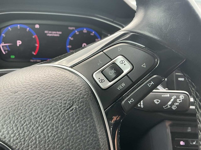 2019 - volkswagen - t-roc - 1.5 tsi sport bnsr - personenauto - afbeelding 5 van  16