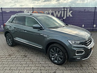 2019 - volkswagen - t-roc - 1.5 tsi sport bnsr - personenauto - afbeelding 9 van  16