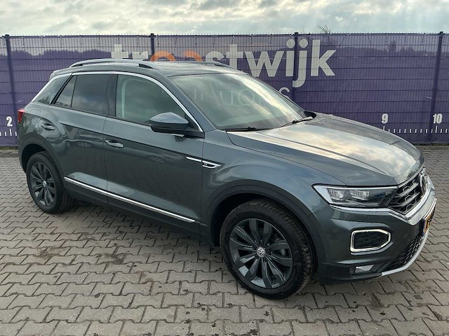 2019 - volkswagen - t-roc - 1.5 tsi sport bnsr - personenauto - afbeelding 9 van  16