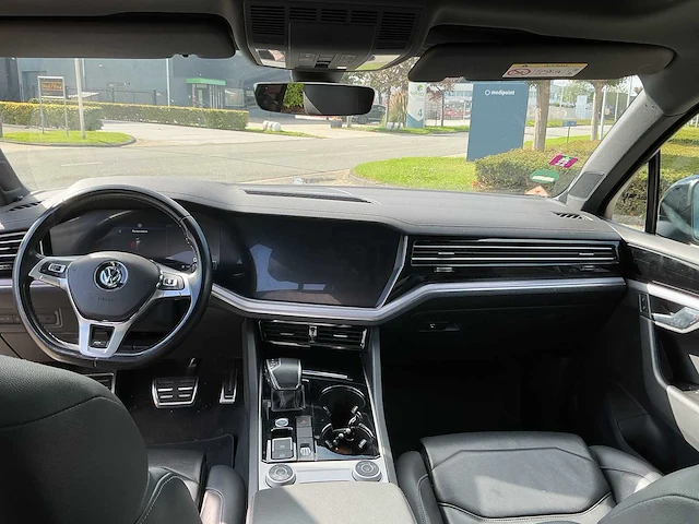 2019 - volkswagen - touareg - 4.0 tdi r-line - car - afbeelding 10 van  28