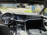 2019 - volkswagen - touareg - 4.0 tdi r-line - car - afbeelding 10 van  28