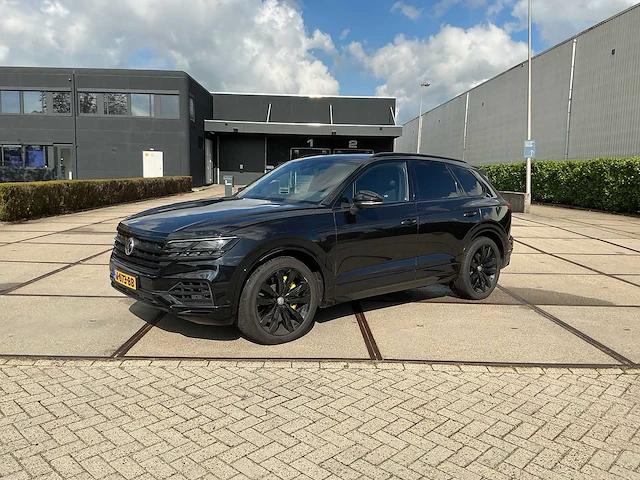 2019 - volkswagen - touareg - 4.0 tdi r-line - car - afbeelding 1 van  28