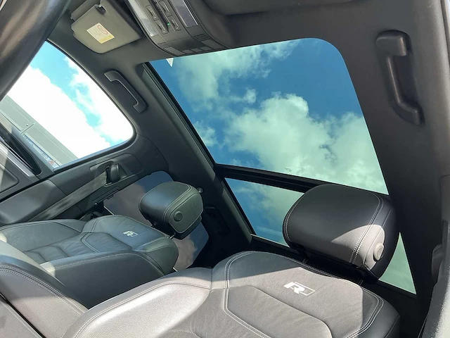 2019 - volkswagen - touareg - 4.0 tdi r-line - car - afbeelding 9 van  28