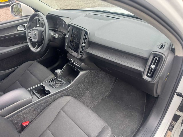 2019 - volvo - xc40 - 1.5 t3 xg-109-k iaw - afbeelding 4 van  12