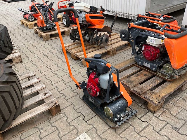 2019 altrad / belle lc3228 compacte trilplaat - afbeelding 4 van  7