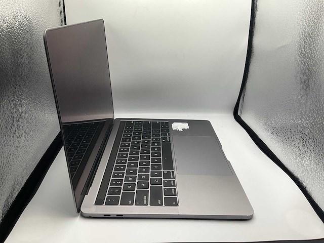 2019 apple macbook pro a2159 13 inch laptop - afbeelding 9 van  10
