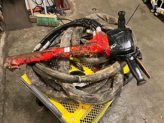 2019 atlas copco lp9-20p hydraulisch aggregaat met breekhamer - afbeelding 5 van  7