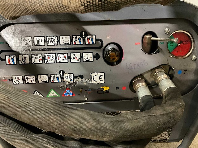 2019 atlas copco lp9-20p hydraulisch aggregaat met breekhamer - afbeelding 6 van  7