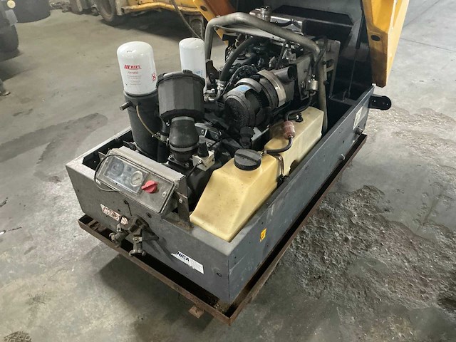 2019 atlas copco xas38 luchtcompressor - afbeelding 2 van  21