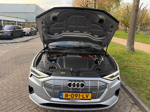 2019 audi - e-tron - 55 q adv pl + - personenauto - afbeelding 7 van  33