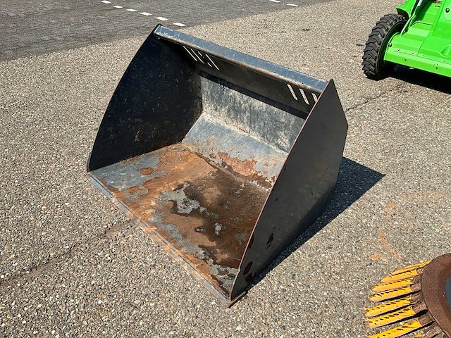 2019 avant 423 mini wiellader met aanbouwdelen - afbeelding 9 van  34