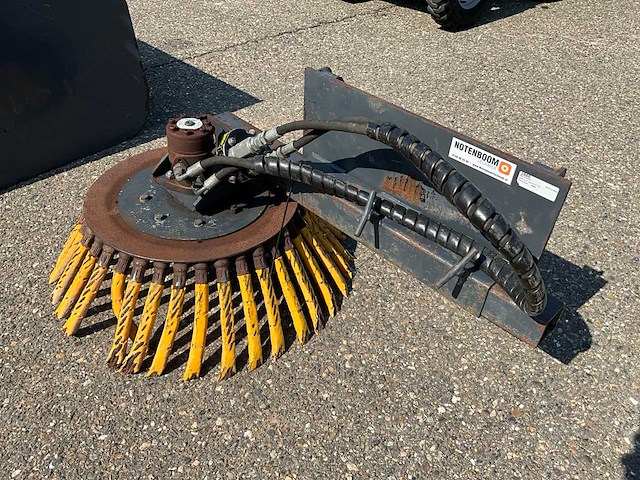 2019 avant 423 mini wiellader met aanbouwdelen - afbeelding 17 van  35