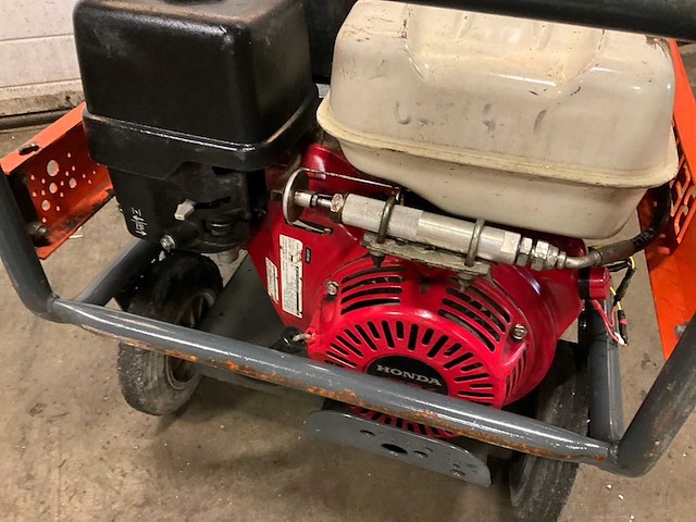 2019 belle altrad bulldog 20/140 hpx01ts hydraulisch aggregaat - afbeelding 5 van  8