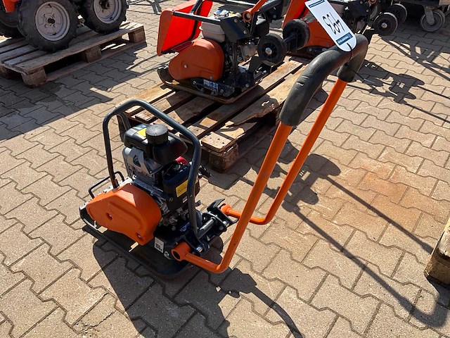 2019 belle / altrad lc3228 compacte trilplaat - afbeelding 2 van  7