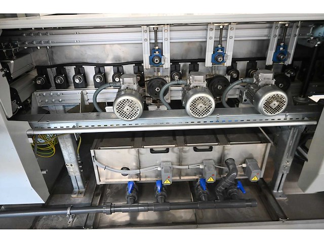 2019 benteler tecline tecwasher f.18/s-b2-b-r-ckk wasmachine met benteler tiltable unloading en conveyor system (c) - afbeelding 19 van  35
