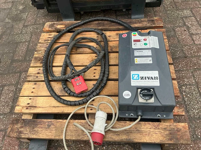 2019 bolzoni fb25 vorkheftruck - afbeelding 4 van  16