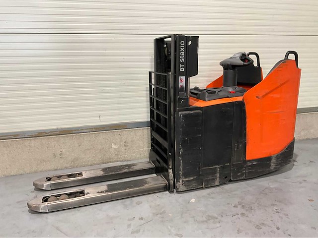 2019 bt spe200dn 2000kg meerijstapelaar - afbeelding 1 van  10