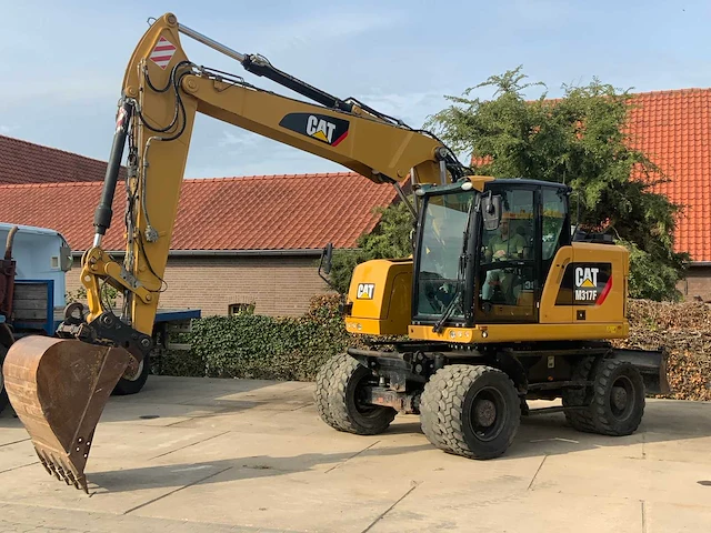 2019 caterpillar m317f banden graafmachine - afbeelding 1 van  44