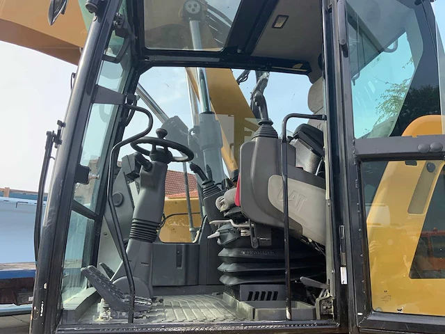 2019 caterpillar m317f banden graafmachine - afbeelding 33 van  44