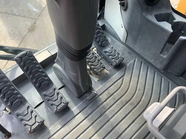 2019 caterpillar m317f banden graafmachine - afbeelding 35 van  44