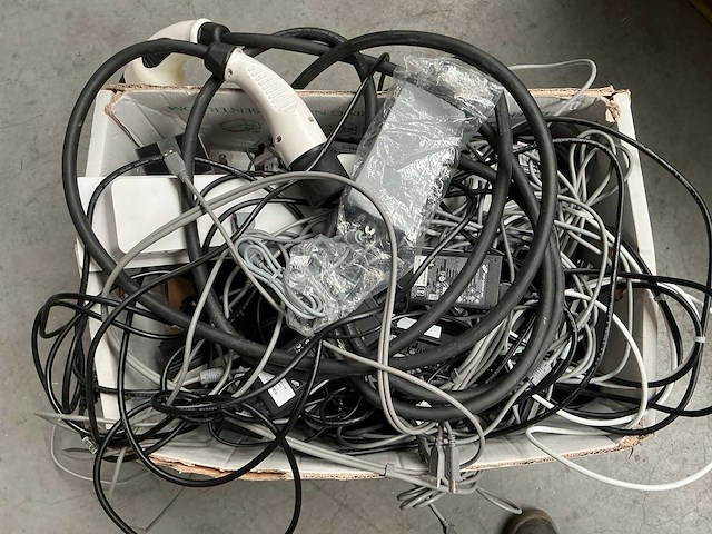 2019 cisco webex dx80 conference systeem (28x) - afbeelding 3 van  4