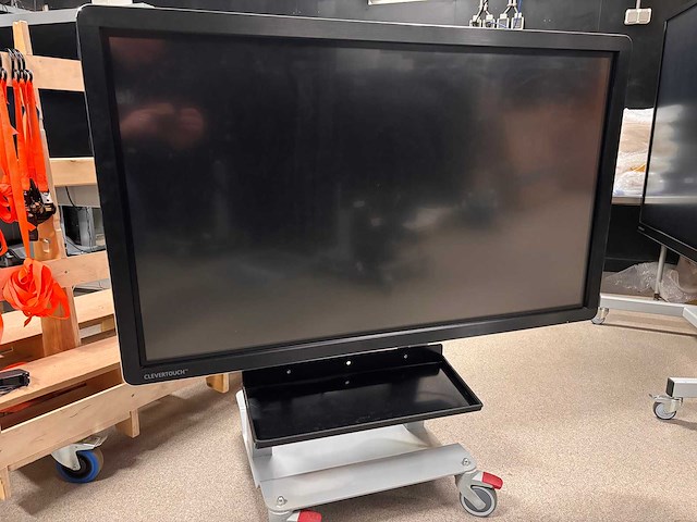 2019 clevertouch plus interactive touchscreen 55" - afbeelding 2 van  3