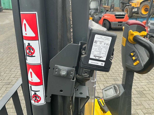 2019 combilift combi-wr pedestrian reach stacker - afbeelding 11 van  19