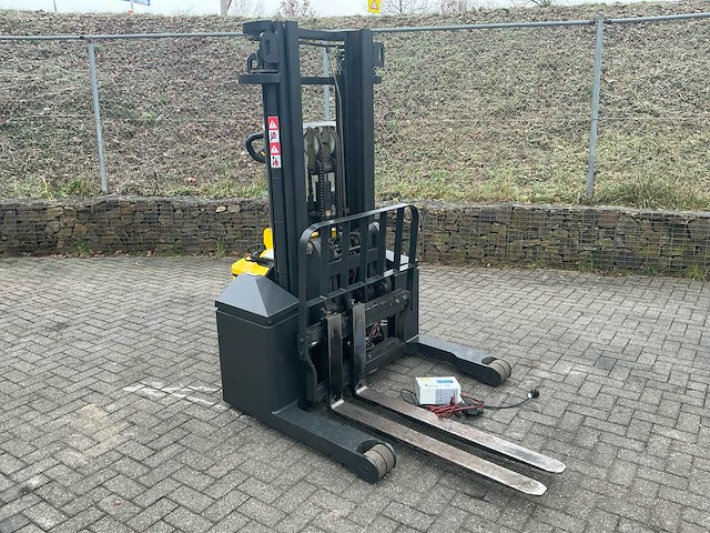 2019 combilift combi-wr pedestrian reach stacker - afbeelding 1 van  19