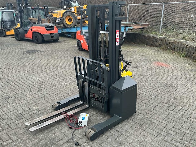 2019 combilift combi-wr pedestrian reach stacker - afbeelding 13 van  19