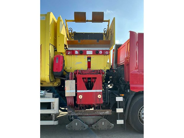2019 daf cf300 vuilniswagen - afbeelding 2 van  26