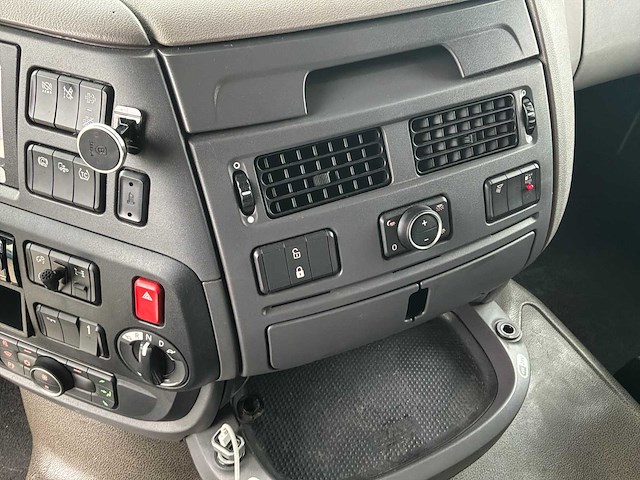 2019 daf xf vrachtwagen - afbeelding 27 van  38